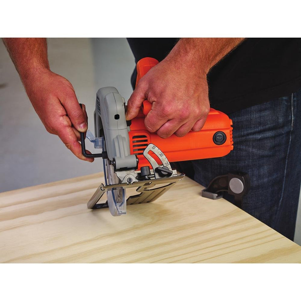 Black & Decker BDECS300C - Sierra circular con láser (13 A)